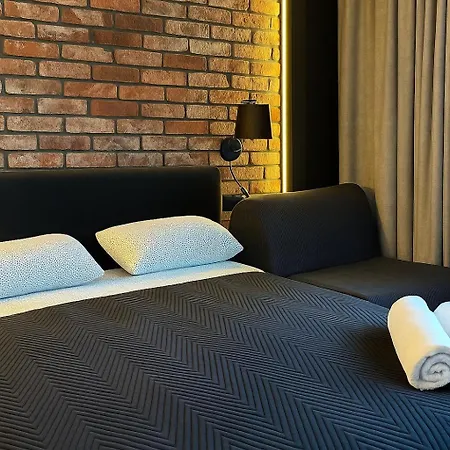 לינה וארוחת בוקר Riverside Industrial - Sauna - Gym -air-conditioning-spa-fitness 4*