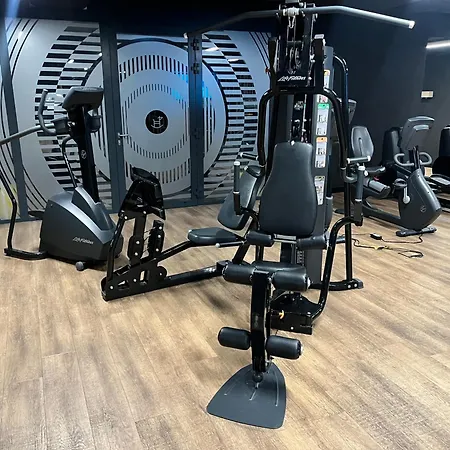 Riverside Industrial - Sauna - Gym -air-conditioning-spa-fitness ベッド・アンド・ブレックファスト ヴロツワフ